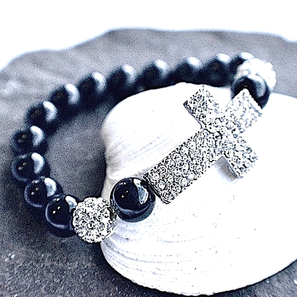 💞💗 Curved Cross Stretch Black Beaded Bracelet W/Crystal Rhinestones - Picture 3 of 5